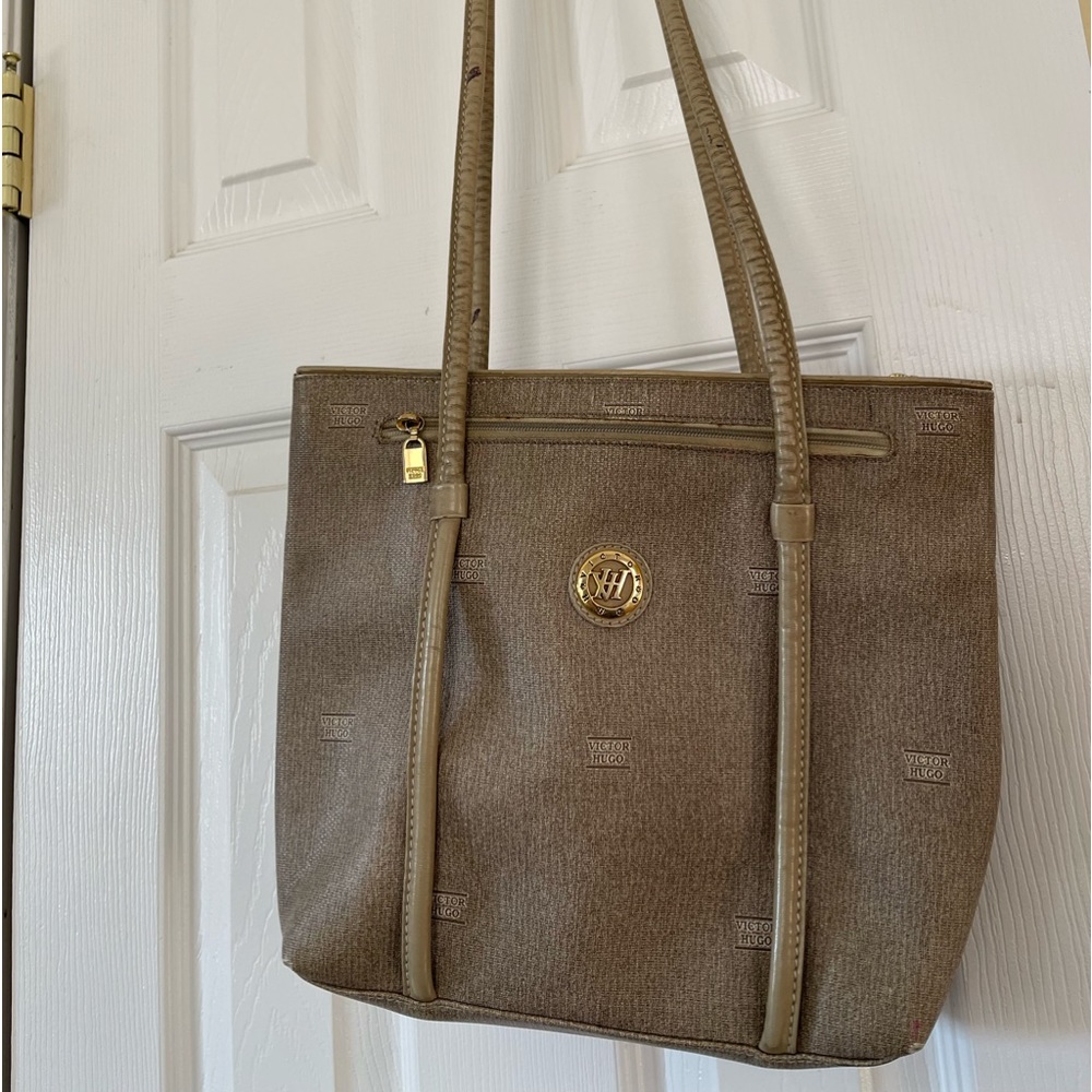 Vintage Victor Hugo Cream Logo Shoulder Bag